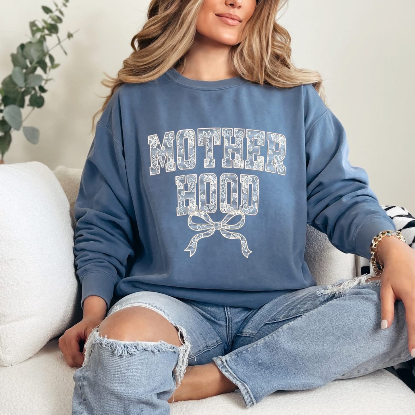 White Lace Motherhood